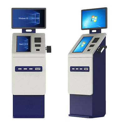 I contanti doppi dello schermo di BANCOMAT del Bancomat dell'ospedale riciclano il pagamento di credito
